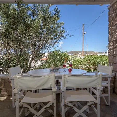 Happy Babi Сasa de vacaciones Adamantas (Milos)